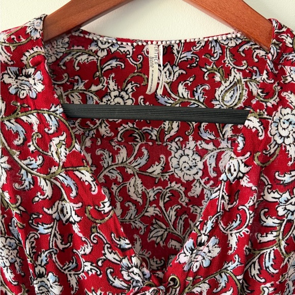 Anthropologie EUC Feather Bone Floral Lace-Up Peplum Blouse Red Size 4 - Picture 7 of 16